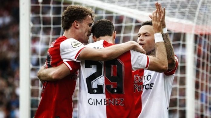 Santiago giménez gol asistencia
