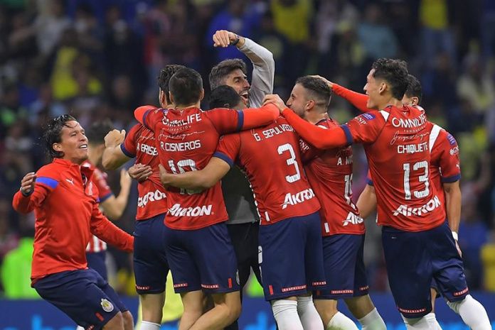 paunovic chivas
